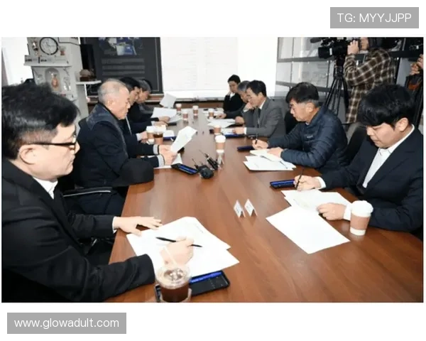 [棋牌]韩国棋院紧急会议做出“艰难决定” 回避中方核心诉求.